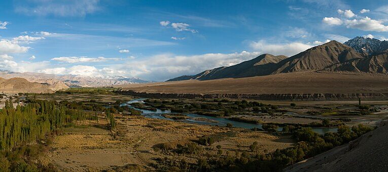 लेह में देश की सबसे ऊँची अदालत पीठ शुरू हुई