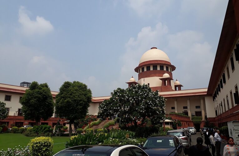 नकली नोट खपाने की कोशिश नाकाम, आरोपी हिरासत में लिया