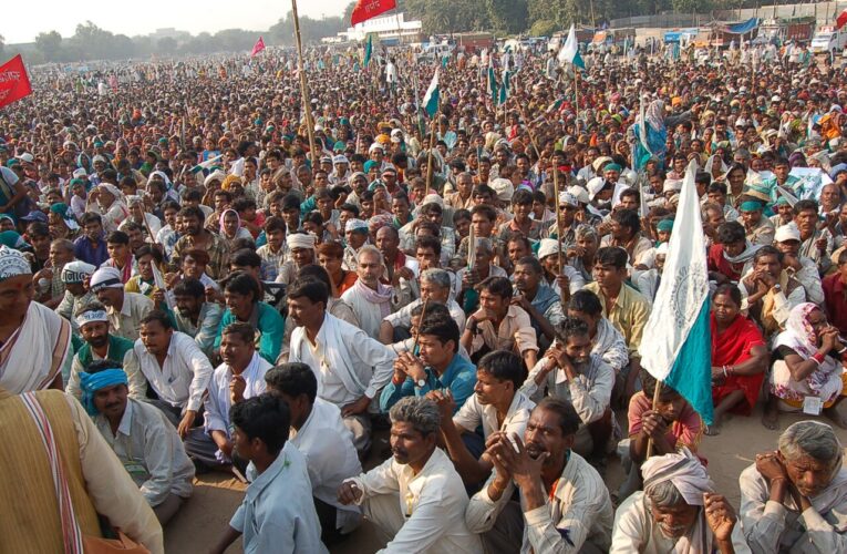 ईसी विवाद पर आरटीआई खुलासा, एक नवंबर को रैली का ऐलान