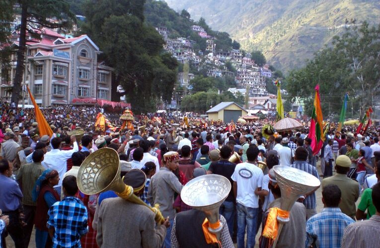 अंतरराष्ट्रीय कुल्लू दशहरा शुरू, 347 देवी-देवता होंगे शामिल