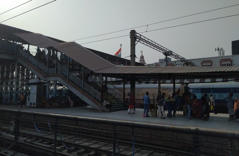 बिहार में छह-सात नवंबर को दो चरणों में मतदान