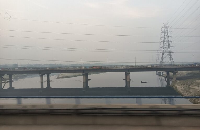 यमुना सफाई को रफ्तार: ₹8,941 करोड़ की 43 परियोजनाएं शुरू