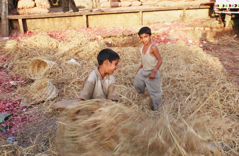 बाल श्रम रोकने को गाँव-गाँव जागरूकता अभियान तेज हुआ