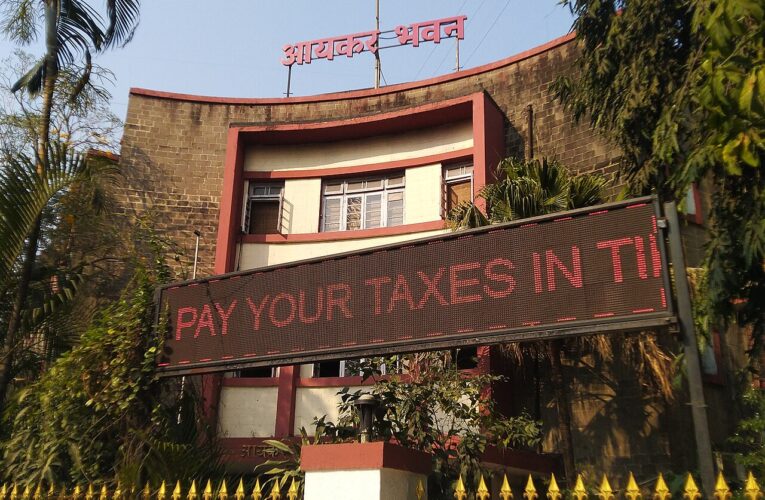प्रत्यक्ष कर संग्रह तेरह प्रतिशत बढ़कर तेरह लाख करोड़ पार