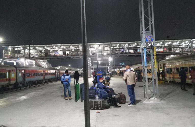 एसटीएफ श्रद्धा दुबे को लेकर लखनऊ पहुँची, बयान दर्ज होंगे