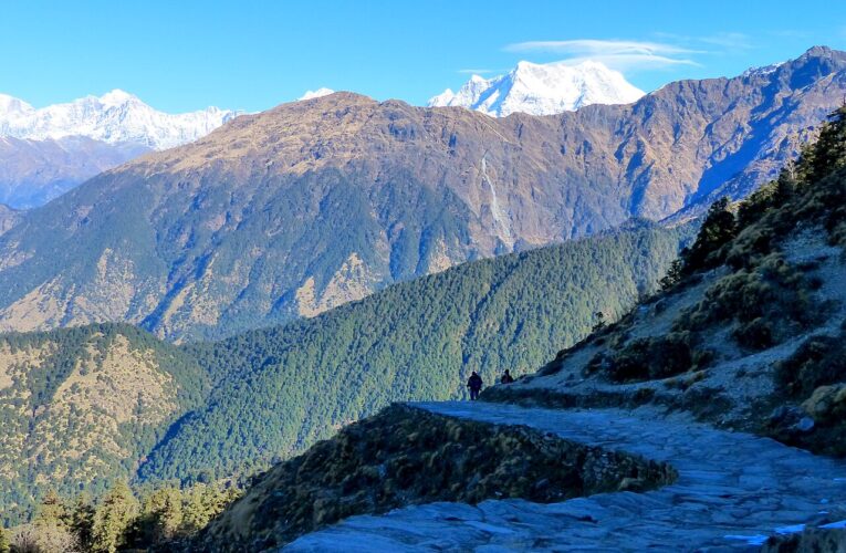 आजमगढ़: अस्पतालों और स्वास्थ्य केंद्रों में आरक्षित किए गए बेड