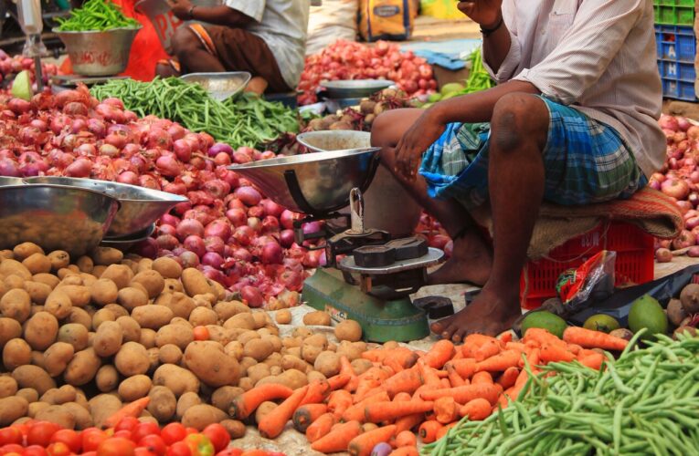 मोहल्ला समितियों ने सुरक्षा व्यवस्था पर बैठक की