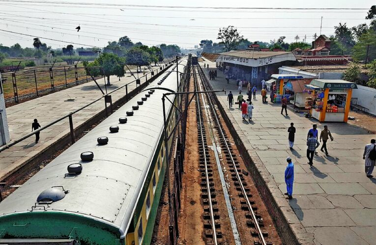 बोइंग मैक्स को एफ़एए मंज़ूरी, एयर इंडिया एक्सप्रेस ऑर्डर