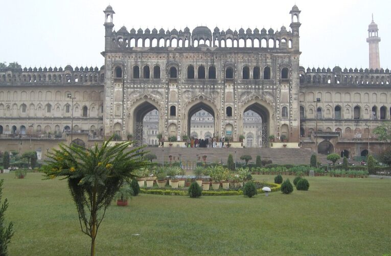 त्योहारी यात्रा के लिए विशेष ट्रेनों बसों की व्यवस्था