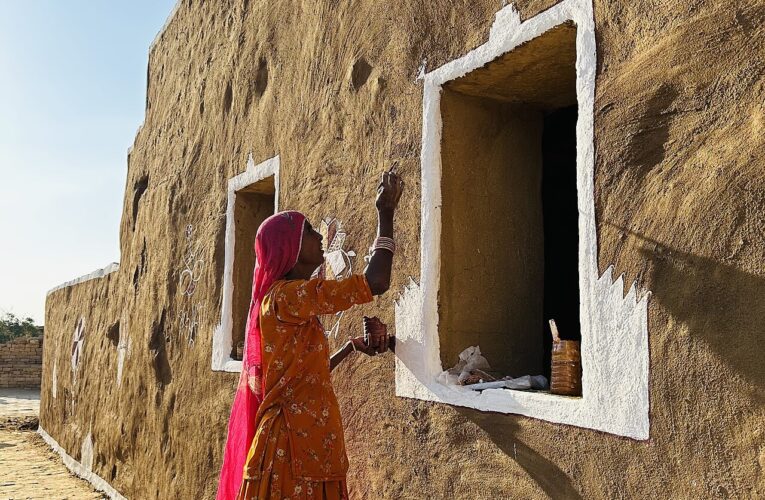 विशेष रिपोर्ट: स्वदेशी उत्पादों की बढ़ती मांग का अर्थशास्त्र
