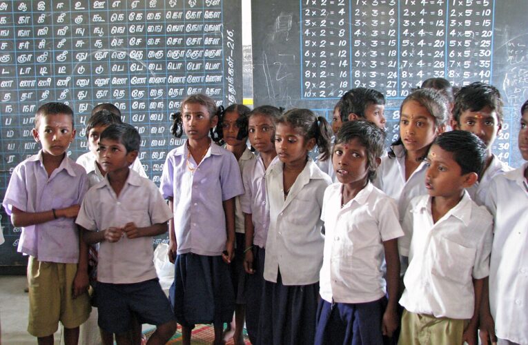 टेस्ला के तीसरी तिमाही मुनाफे में 44 प्रतिशत गिरावट